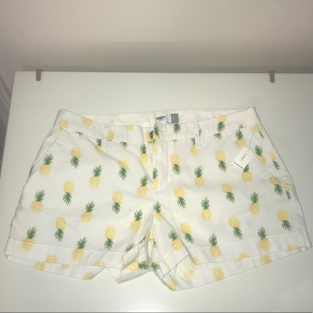 NWT OLD NAVY Pineapple Shorts